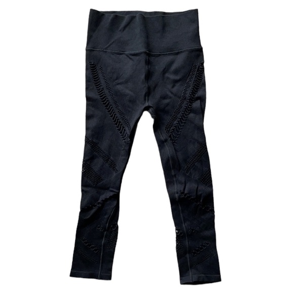 ALO YOGA RADIANCE BLACK NET MESHY PERFORATED SEAMLESS LEGGING CROP ANKLE PANTS L - Picture 4 of 10